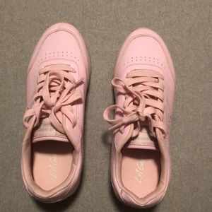 L.A. Gear Pink Patent Leather Sneakers